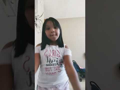 ô novinha ô novinha brota no baile do Pantanal vem para minha favela que só cria de esperança