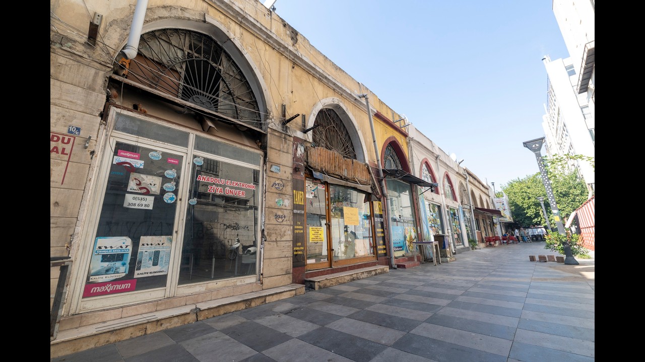 MERSİN BÜYÜKŞEHİR  ‘KASAPLAR ÇARŞISI’NI TARİHİ DOKUSUYLA GELECEĞE TAŞIYOR