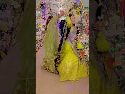 Meri mamma❤️ #rabeecakhan #wedding #rabeecaandhussain #rabesain #rabeecaandhussaincutemoments