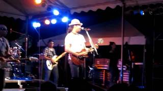 Michael Franti and Spearhead. Rude Boy&#39;s Back In Town. IFEST 2011. 2-2 (HD)