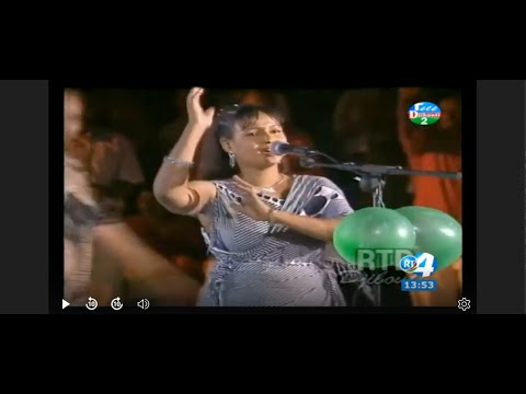 *Shugri Rooble  | Heesta Caashaqu Inuu Jiro Juxo Yaa ka Dhaadhicin