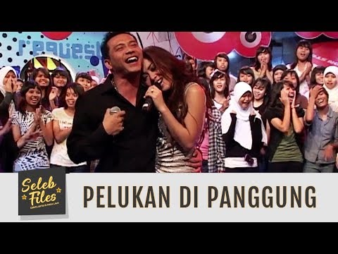 Seleb Files: Tak Canggung Berpelukan di Panggung - Episode 23