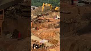 Download lagu Gold mining site in Ghana, Africa-Equipment manufacturers #mining #equipments #quarry mp3