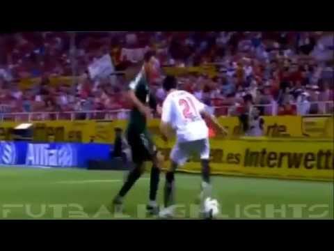 Cicinho Skill vs Cristiano Ronaldo (Sevilla vs Real Madrid)