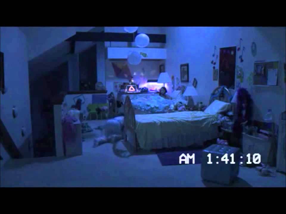 Paranormal Activity 3 ( best scenes)