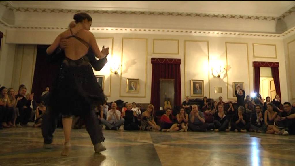 Ciccio Aiello& Sofia Galanaki -  El Enterriano (J.D'Arienzo)