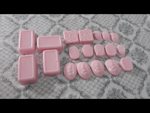 SUPER EASY HOMEMADE BAR SOAP