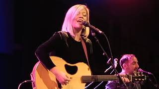 Liz Longley "Weightless" Live Song @ World Cafe Live Philadelphia 2019 Tour Lyrics