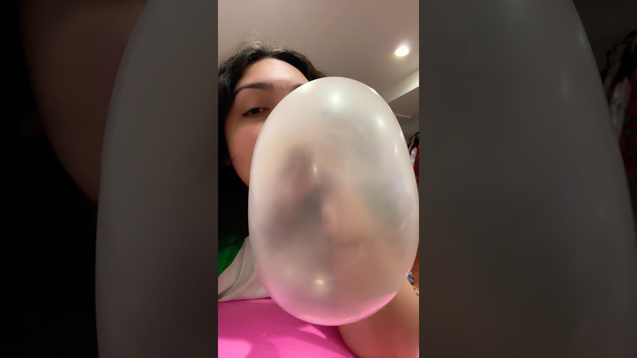 BUBBLE GUM ASMR | blowing HUGE bubble gum chewing sounds #asmr #bubblegum