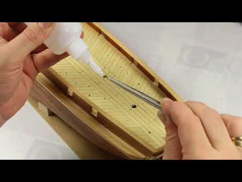 30 - Colocación de los remaches en la cubierta. HSM Terror - Modelismo Naval