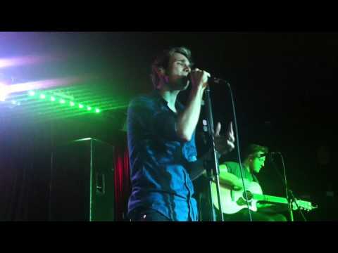 elyar fox - lola cover (live at manchester ruby lounge 26/11/14)