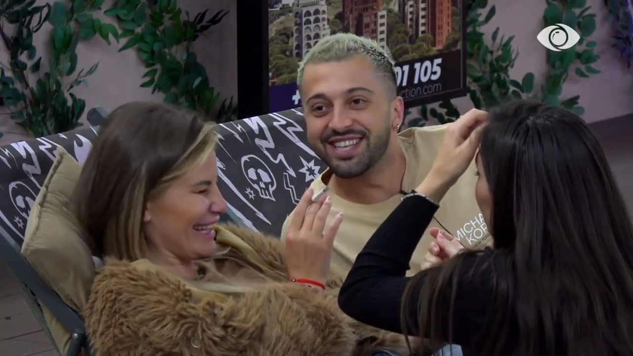 A po bëjmë një puthje/ Gjesti krijon plane me Valbonën