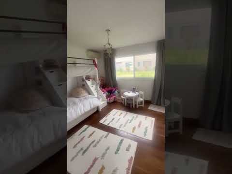 Video de YouTube - Casa en Altos de la Tahona - Espacio y Comodidad