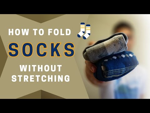 HOW TO FOLD SOCKS WITHOUT STRETCHING THEM - Travel Hacks