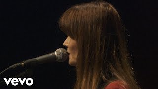 Carla Bruni - Quelqu’un m&#39;a dit (à l’Olympia)