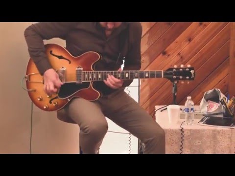 The New Mastersounds - In The Middle (Live in Studio)