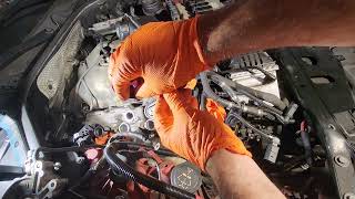 Removal of fuel injectors from S63/S63TU engine of BMW F13 M6