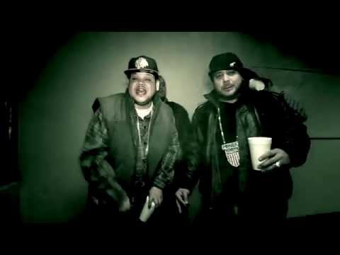 SAVAGE GRIND FT, EFEROCIOUS & PETE POWERZ