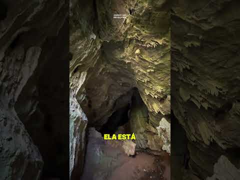 Já pensou em explorar uma gruta gigante pertinho de Curitiba? 😲