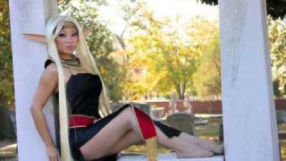 Yaya Han - Strange