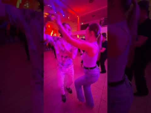 Me Enamoré de la Madrugá 🎶