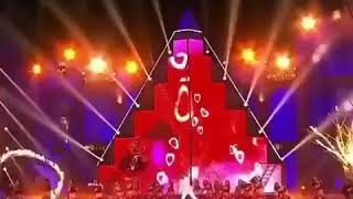 Download lagu Shah Rukh Khan Manwa Lage Best Award Show Performance Function Shahrukh Khan Dance Video | SRK VEVO mp3