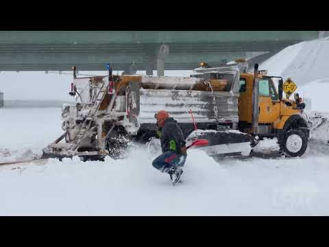 3-14-2021 Cheyenne, WY - INSANE BLIZZARD! - Stuck Plows / Vehicles - SOTs - Pulling Cars