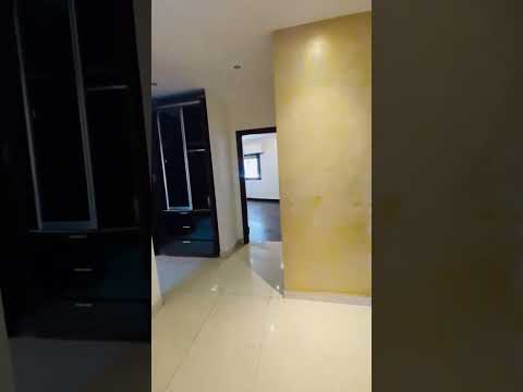 Visite vidéo — Appartement 2 chambres résidence sécurisée climatisé à Mermoz