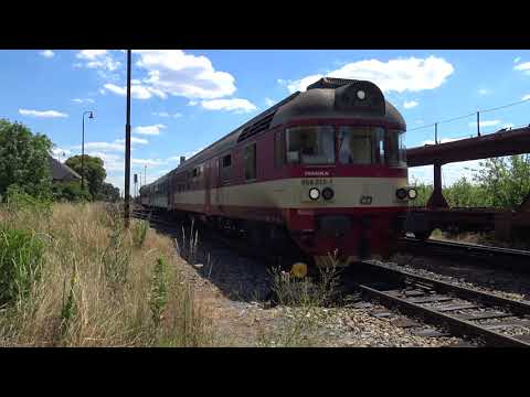 Žst. Veleliby ČD, 854.215 Ivanka (4K)