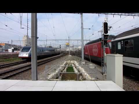 20100410 Zurich HB - SBB Re 460 030-0 & ETR 470 Cisalpino arriving 1080p