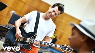 Mark Ronson - The Giver (Duke Dumont cover in the Live Lounge)