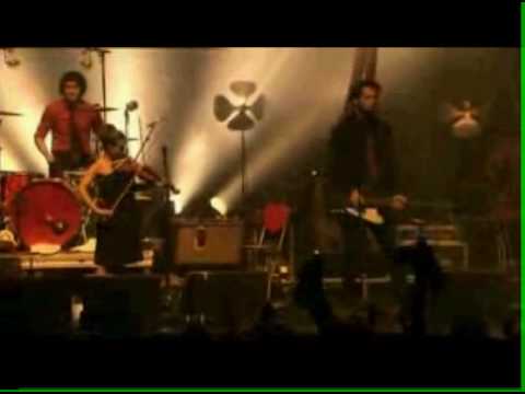 Dionysos - Le retour de Bloody Betty - Monster in live