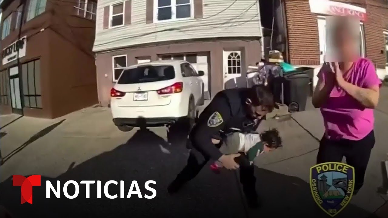 Vea el momento en que un policía auxilia a un bebé que se estaba ahogando