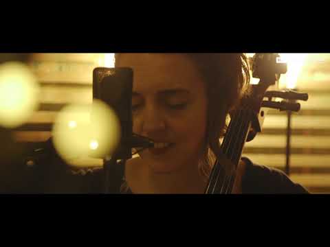 Studio Trad Live Sessions #2 - Laura Cortese & the dance cards