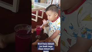 Download lagu bocil lucu minum jus buah naga ekspresinya lucu banget #shortviral #shorts  #short mp3