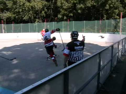 Extraliga hokejbalu - 5. kolo - ŠK Profis v. Jokerit - 3: 2sn  (1:1,0:1,1:0-1:0) - 1. tretina