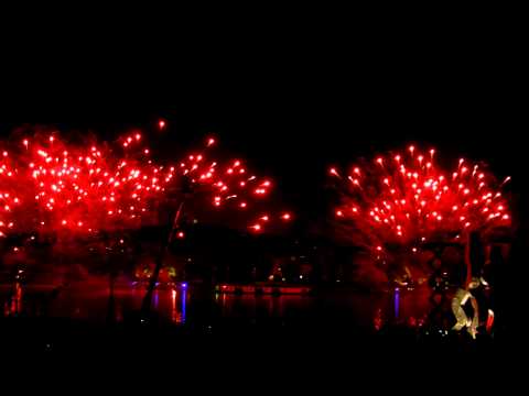 Visualisierte Klangwolke Linz 2011 - Feuerwelt 1v7