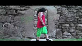 de entre las piedras (fragmento B)