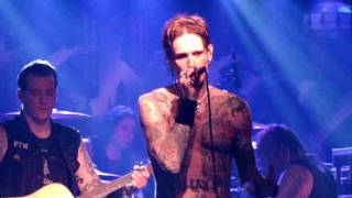 Buckcherry - &#39;&#39;Dreamin&#39; of You&#39;&#39; @ Dixie Roadhouse - May 20, 2014