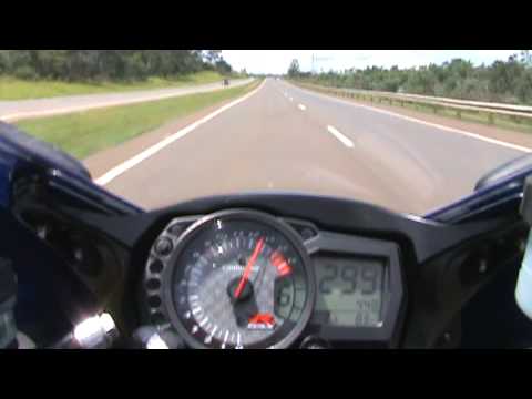 suzuki gsx-r 1000 srad a 299 km/h