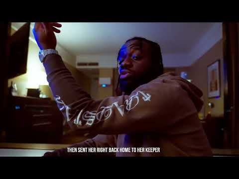 Dezzie - Trapstar Coat