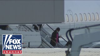 Plane carrying more than 150 migrants lands in NYC: Fox News exclusive