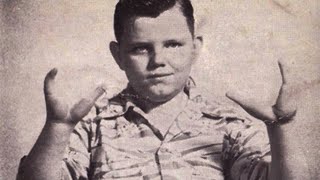 6 Sideshow Freaks With Dark Pasts