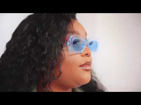 TAYLOR JACQUET  - OH BABA Clip Officiel