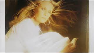 Kim Carnes - love comes from unexpected places