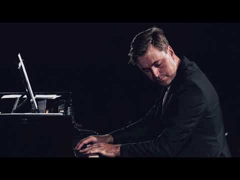 Norbert Kael plays Chopin waltz c sharp minor Op.64 jazz version