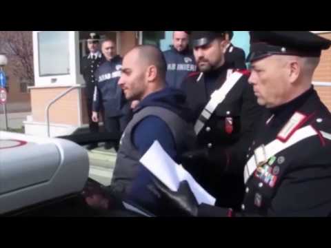 Ora News - Shqiptari i dënuar me dy burgime të përjetshme i kërkon dëmshpërblim shtetit italian