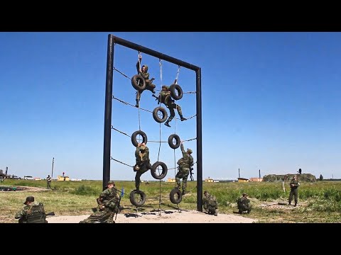 How Russian Troops Overcome Obstacles . Crazy Skills