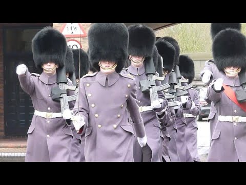 Changing the guard Windsor - 18.3.2023 *WET MOUNT*