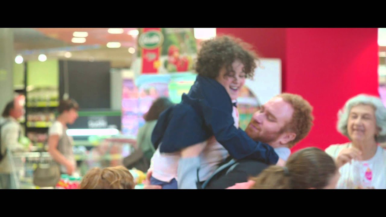 French Dolls / Tiens-toi droite (2014) - Trailer English Subs 3